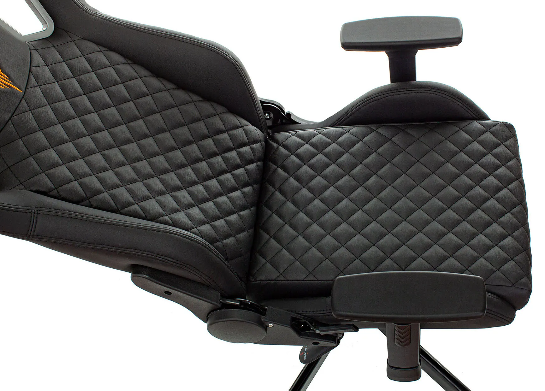 Игровое кресло Бюрократ Knight Outrider фото 3